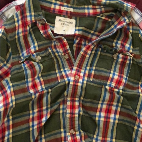 Casual shirts - Picture 6 of 8